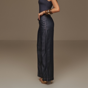 Calça wide leg  bolso faca e faixa