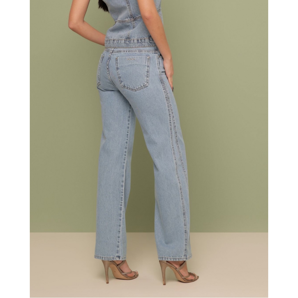 Calça wide leg cintura intermediaria recorte lateral
