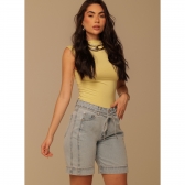 Bermuda jorts com rolote e detalhe na lateral