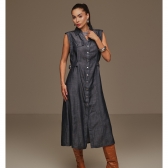 Vestido midi botões frontais e fivelas