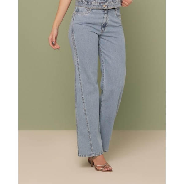 Calça wide leg cintura intermediaria recorte lateral